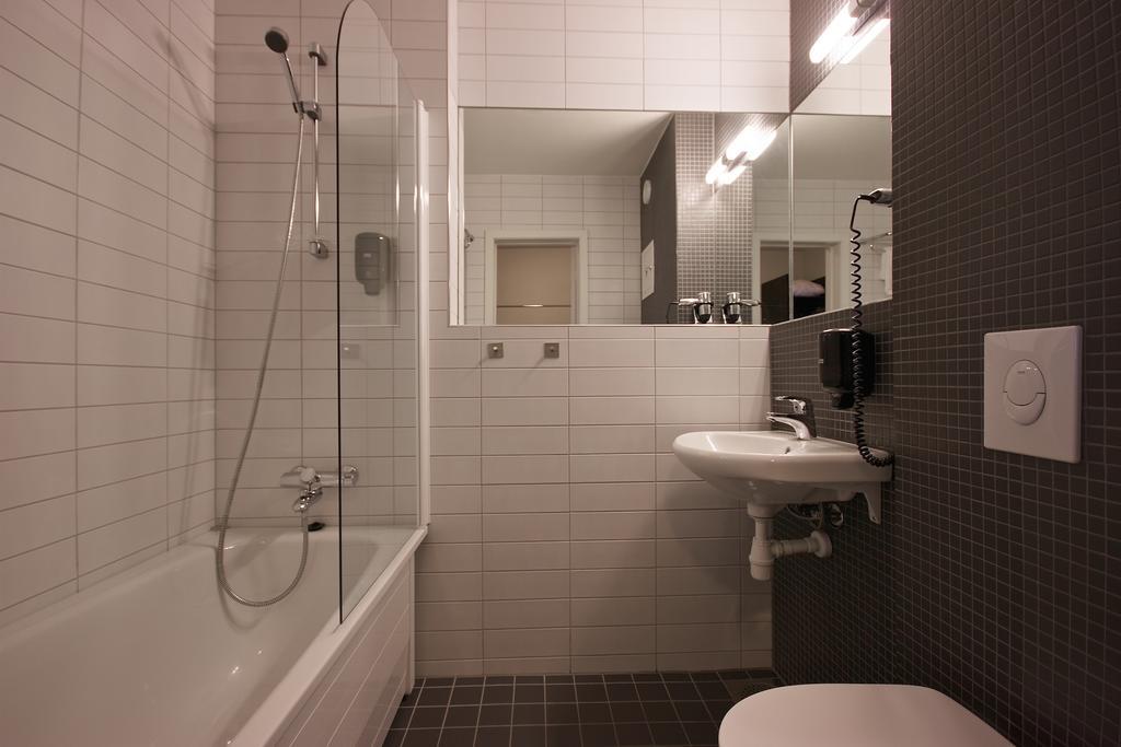 Comfort Hotel Victoria Florø Esterno foto